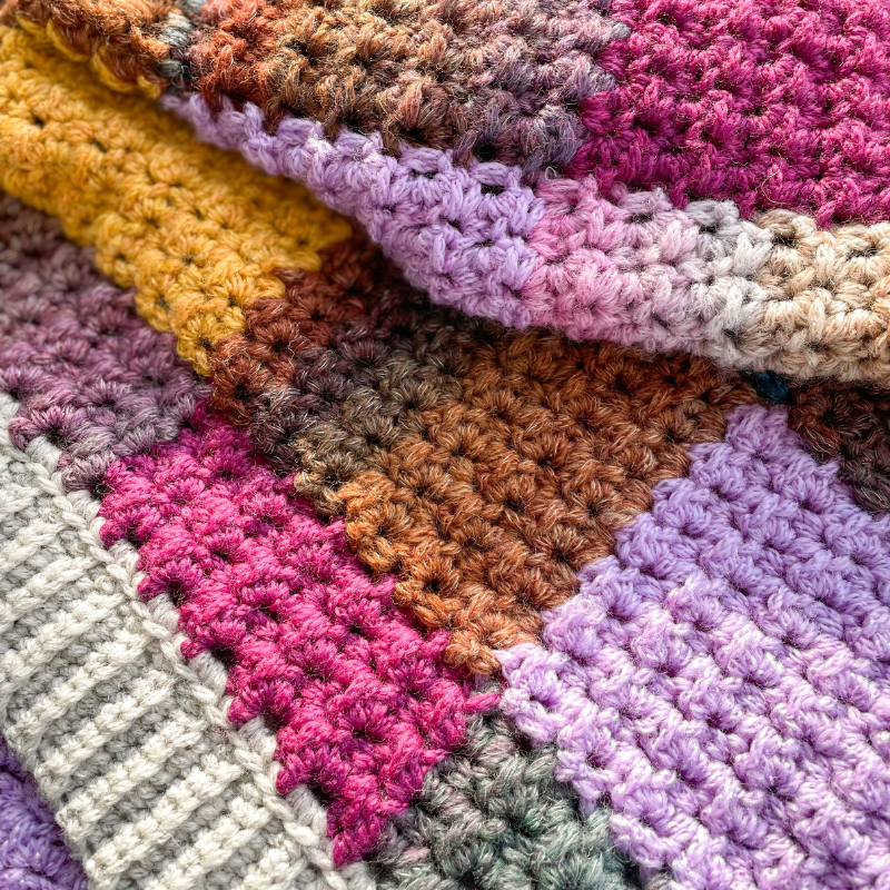 HAAKPATROON Faux Granny Cardigan | boyfriend cardigan | granny squares